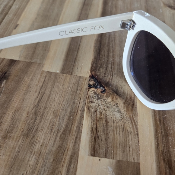 Wildfox classic cream sunglasses - Picture 5 of 5
